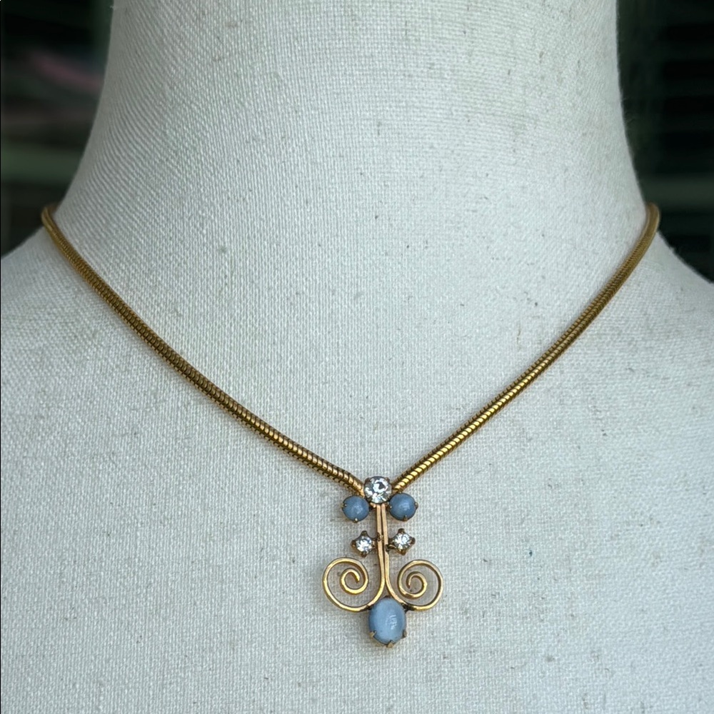 Vintage Leo Glass retro modern necklace